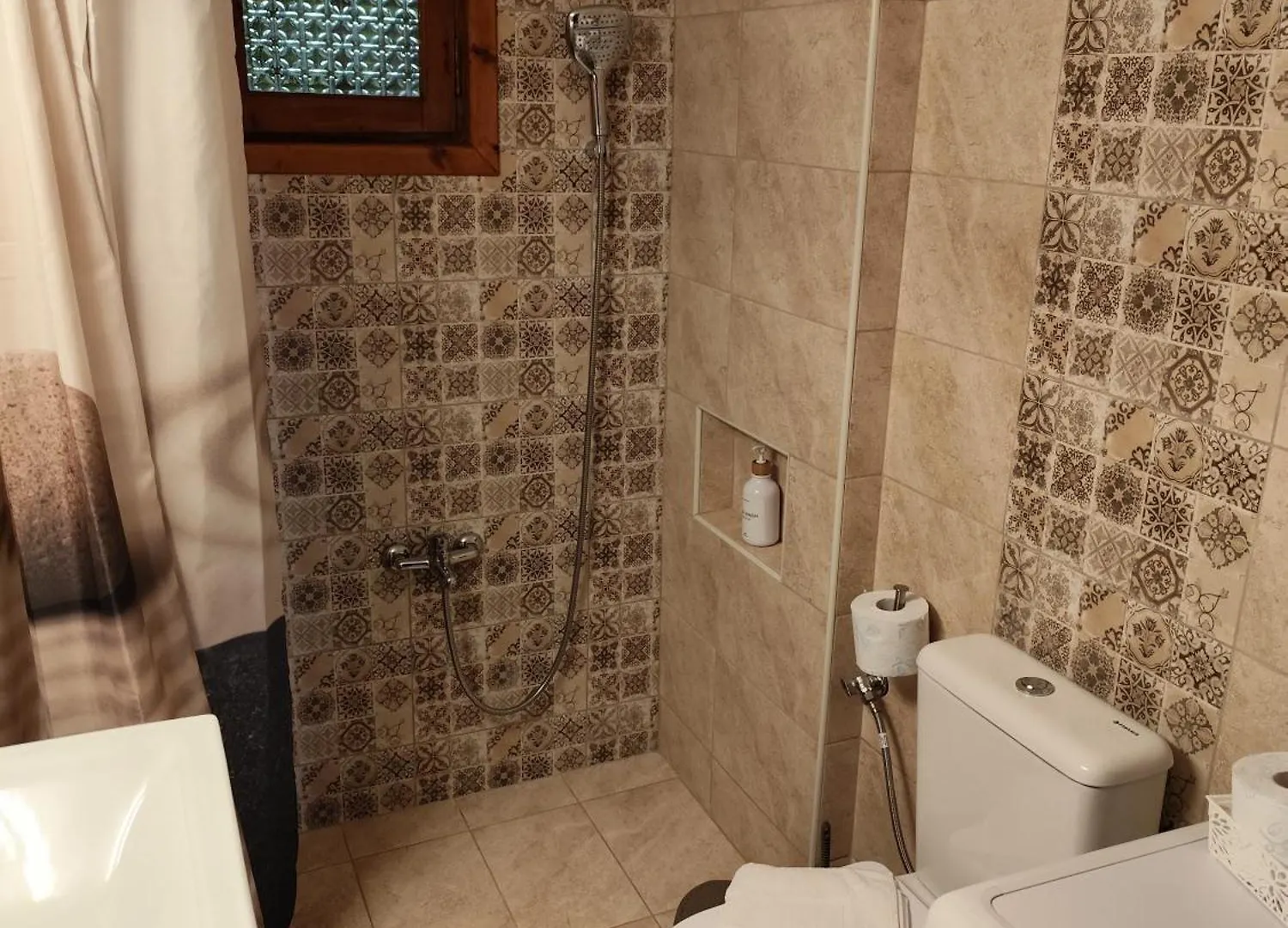 Apartamento Ameli House Neo Epivates 0*,